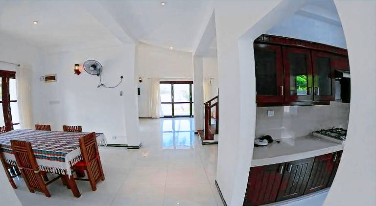 Villa with patio & yard — photo 4
