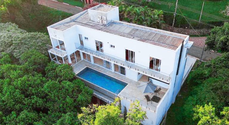 300 m&sup2; Ferienhaus