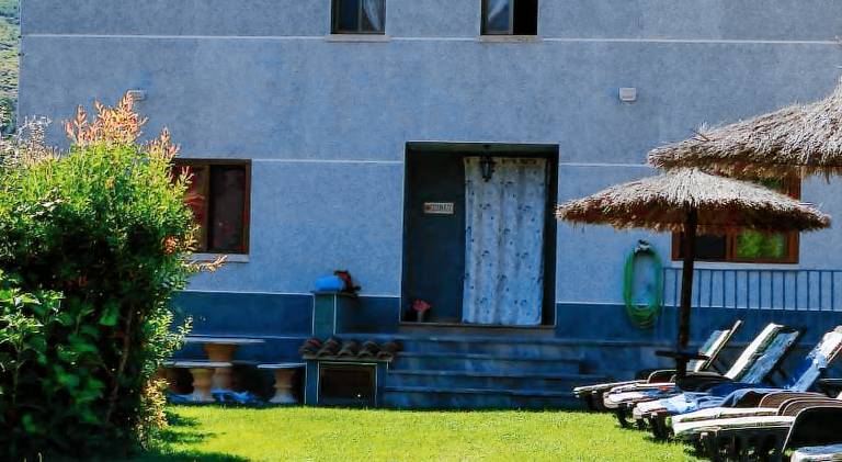 House with private pool, grill & garden — photo 3