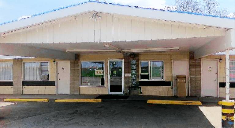 Rainbow Motel — photo 5