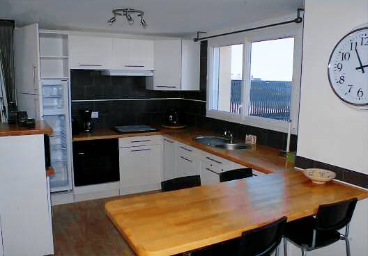 Vacation home with BBQ & yard | Sea view — photo 5