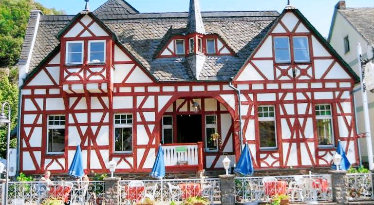 Cafe-Konditorei-Pension Sander — photo 2