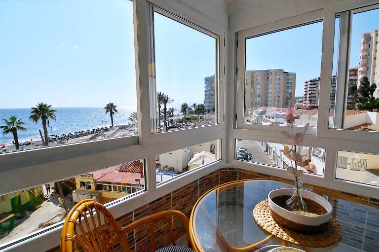 Studio Europa beachfront