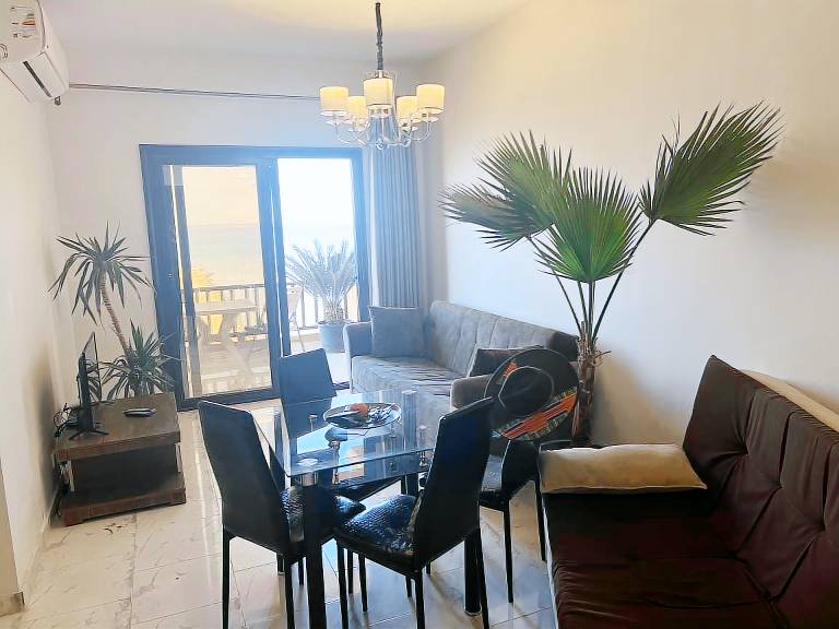 Apartment - Sleeps 4 - Pool - Pet friendly — photo 4