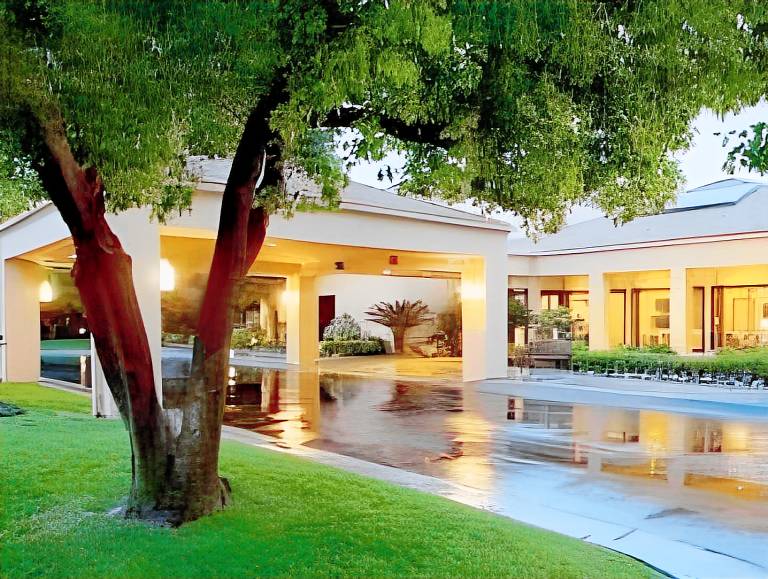 Courtyard by Marriott Bakersfield in Bakersfield, CA