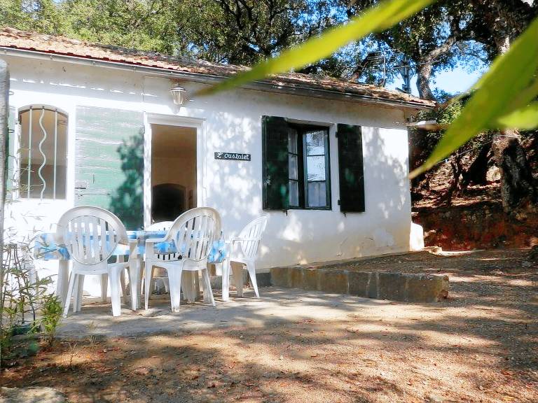Fully equipped wonderful villa with garden & BBQ | Next to the beach | Pets allowed — photo 2
