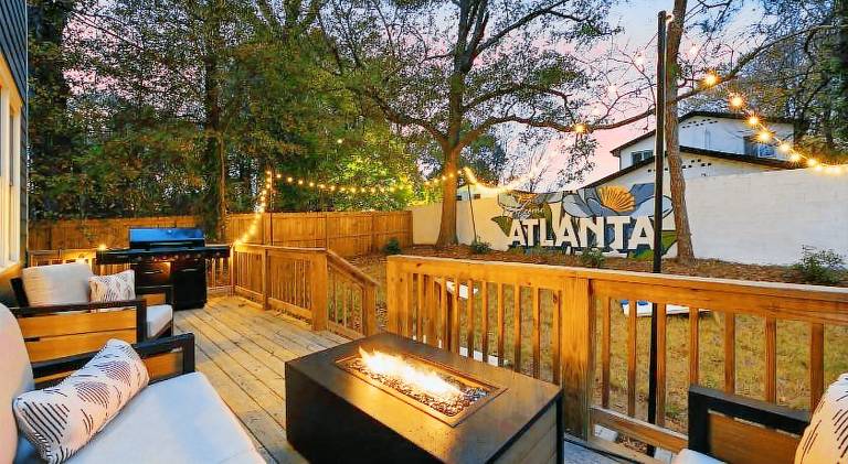 Vacation home with jacuzzi — photo 4