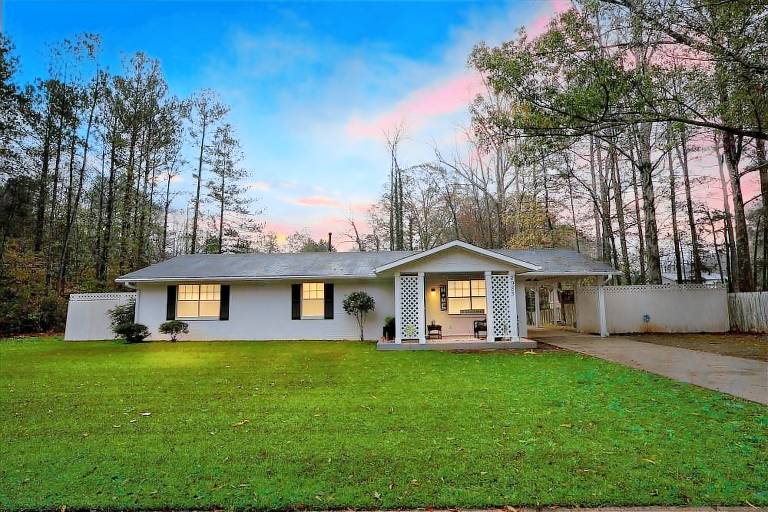 House  Acworth