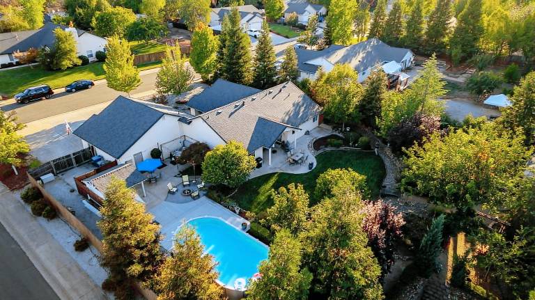 House Shasta Lake