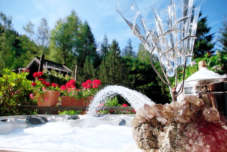 Hotel Les Chalets de Philippe & Jacuzzis Privatifs — photo 3