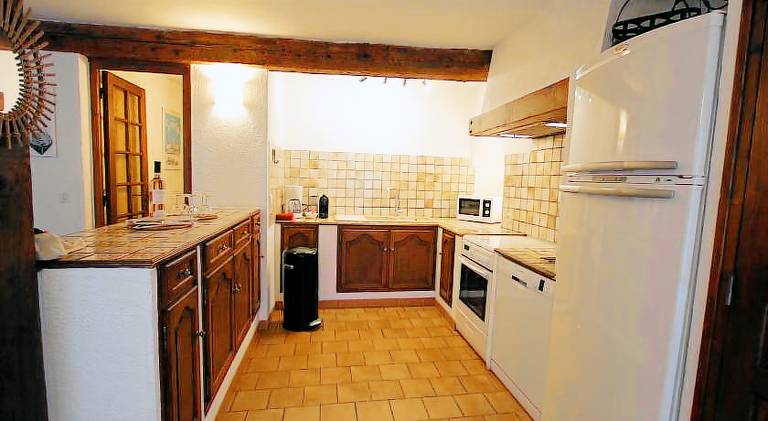 Apartment with barbecue — photo 4