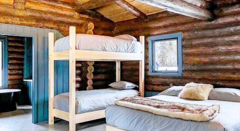 Chalet with 1 room for 4 persons in La Malbaie, QC