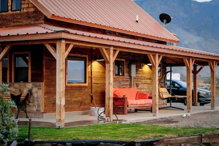 Cabin  Monroe