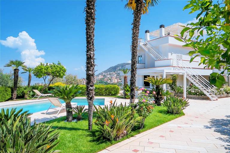 MyExclusiveItaly - Luxury Villa in Sorrento Coast Swimming Pool & View — photo 5