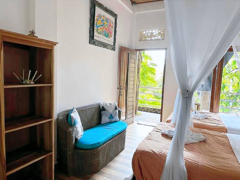 Bed and breakfast  Sudaji