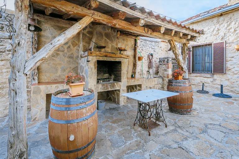Rural House 'El Escondite De Los Duendes' with Mountain View, Private Garden and Wi-Fi — photo 3