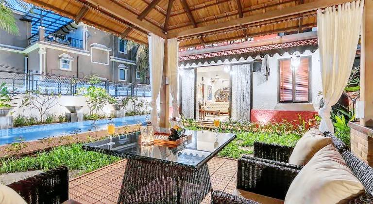 Villa with private pool & garden — photo 2