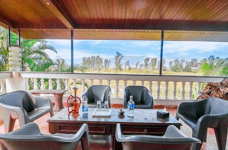 Villa with garden, BBQ & pool — photo 4