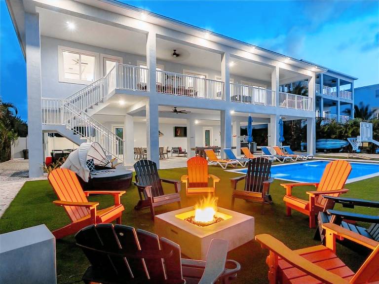 Child-friendly house with barbecue & private pool | Water view | Dogs allowed — photo 2