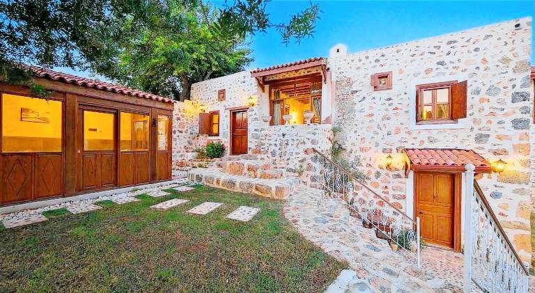 Beautiful villa with barbecue, garden & patio | Good for workation | Pets allowed — photo 3
