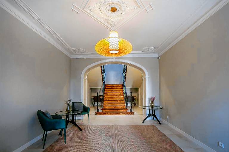 Family-friendly nice serviced apartment with terrace & pool | Next to the beach | Pets are welcome — photo 3