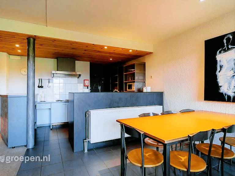 Vacation home with garden, terrace & grill — photo 5