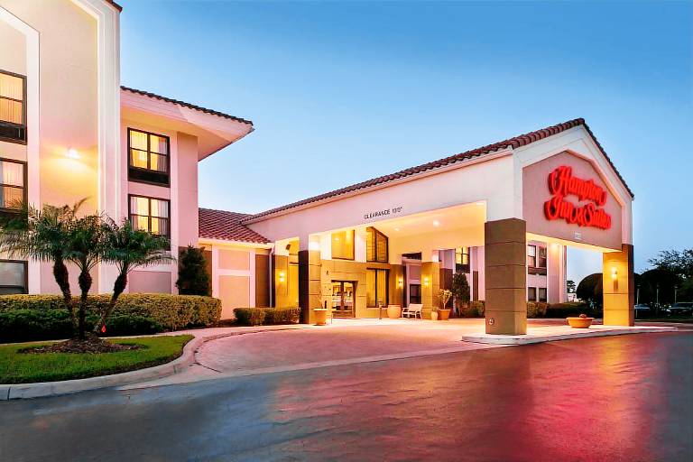 Hampton Inn & Suites Orlando East UCF Area