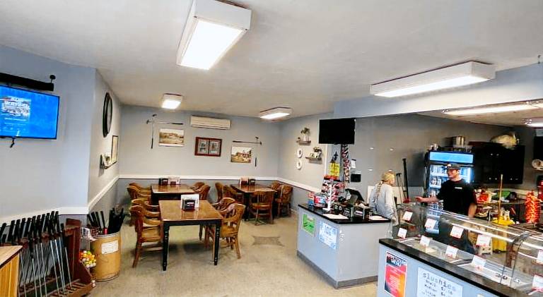 Dakota Inn — photo 5
