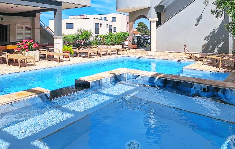 Ferienhaus in Brodarica, Ražine Donje für max. 4 Personen, Ferienhaus in Brodarica, Ražine Donje für max. 4 Personen,
