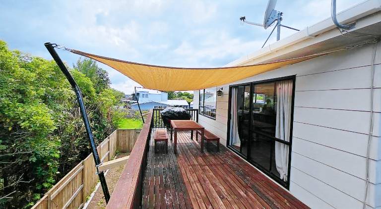 House with 5 rooms for 11 persons in Taupo