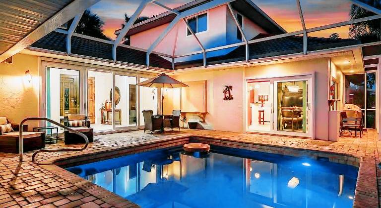 Villa with hot tub & pool in Punta Gorda, FL