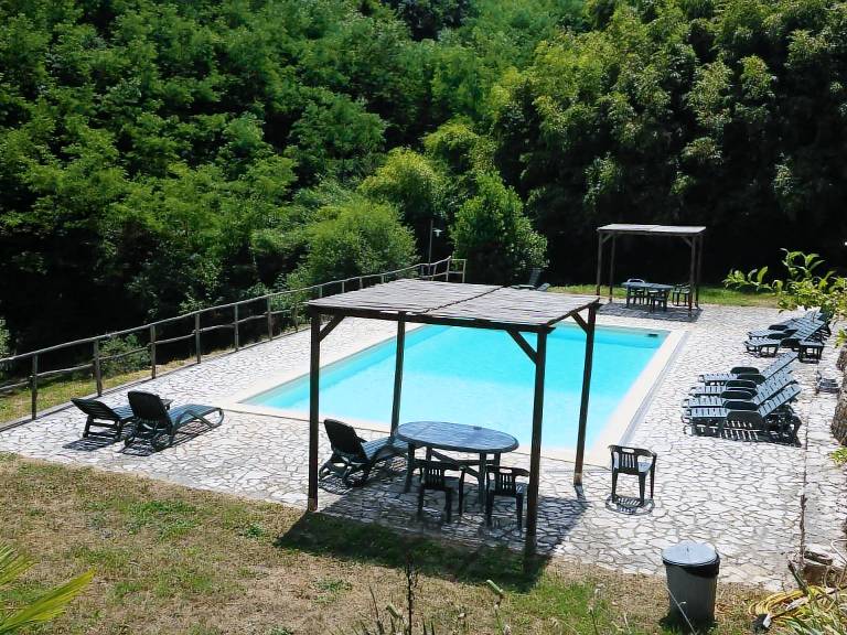 House with barbecue, patio & private pool — photo 5
