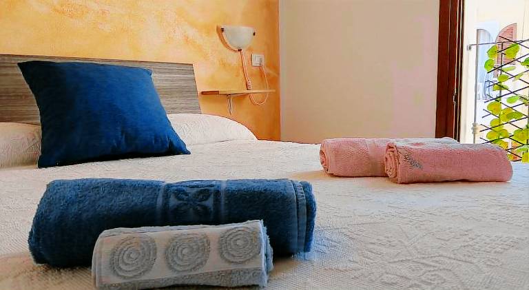 Holiday apartment with 1 room for 5 persons — photo 2