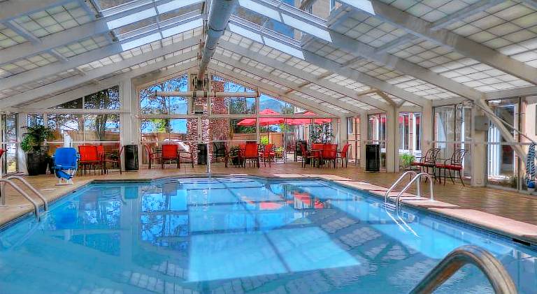 La Quinta Inn & Suites by Wyndham Pigeon Forge — photo 2