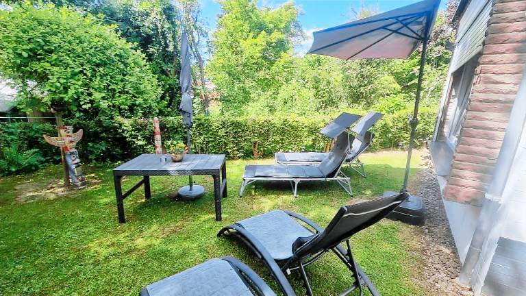 Apartment with barbecue, terrace & garden — photo 3