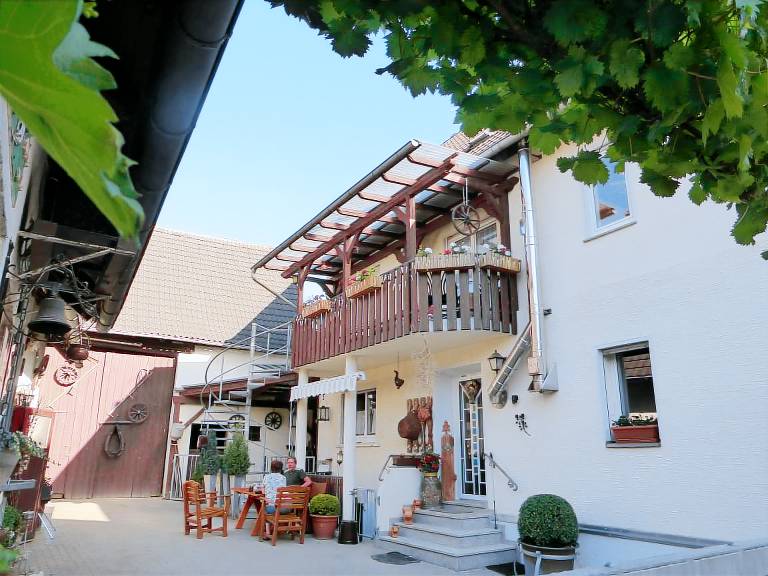 Apartment with 2 rooms for 6 persons — photo 4