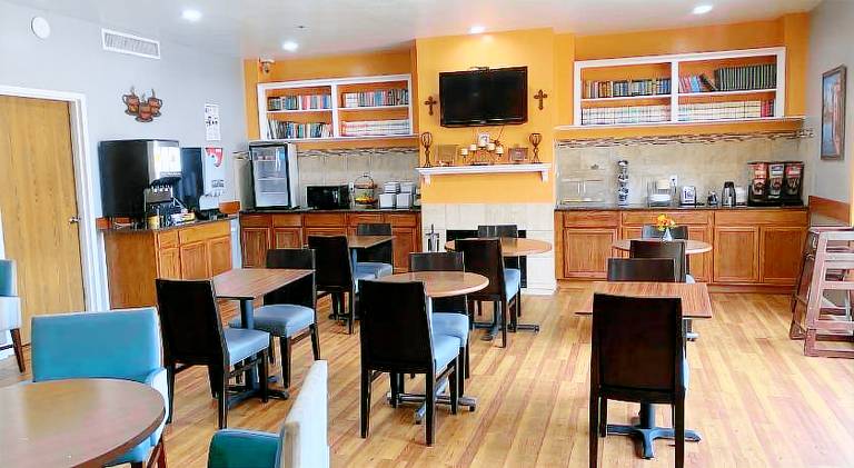 Guest House Inn Medical District near Texas Tech Univ — photo 5