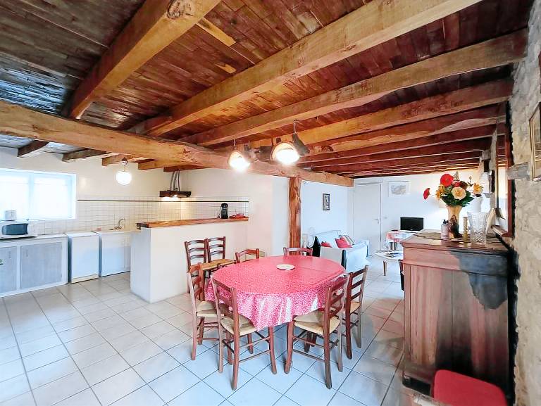 Gite with barbecue & yard | Pets allowed — photo 4