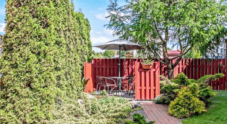 Holiday apartment with yard, terrace & barbecue — photo 5
