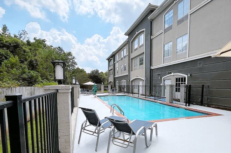 La Quinta Inn & Suites by Wyndham Baton Rouge Denham Springs