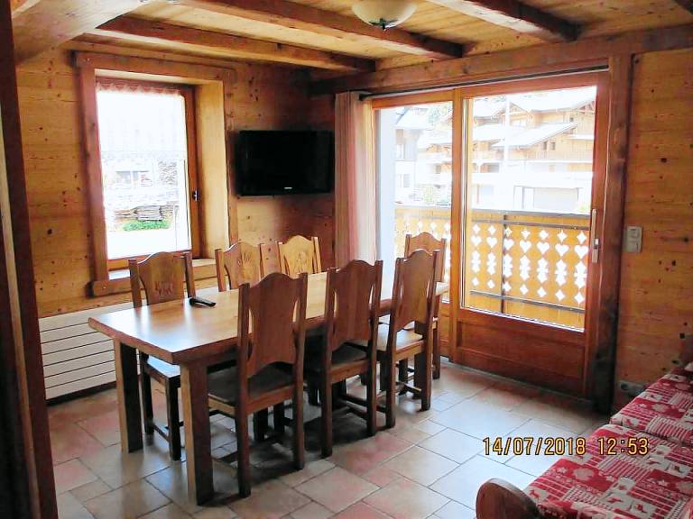 Charming holiday apartment with patio & fast internet | Next to the ski | Pet-friendly — photo 3