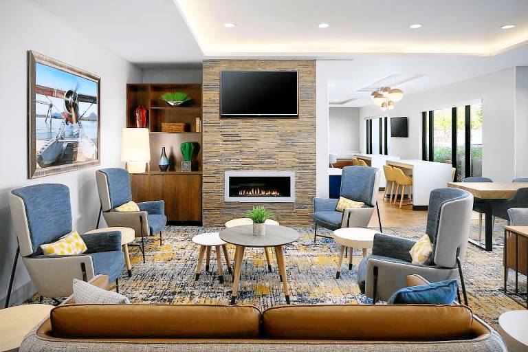 TownePlace Suites by Marriott Anchorage Midtown — photo 2