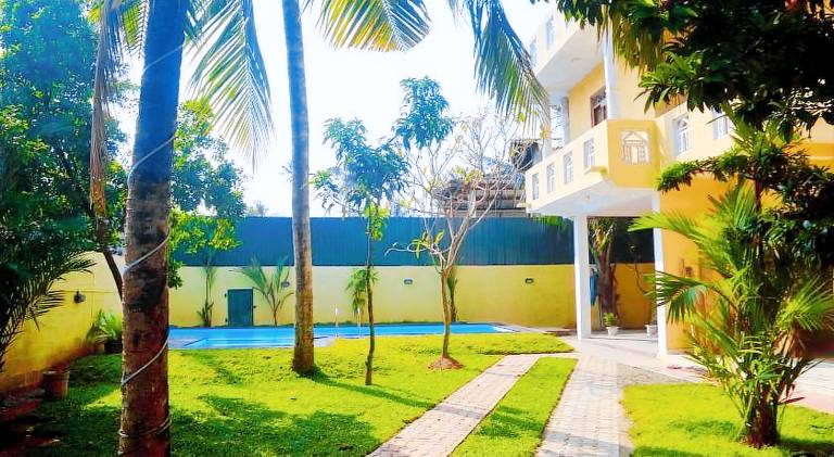 Bed & Breakfast Thalapitiya