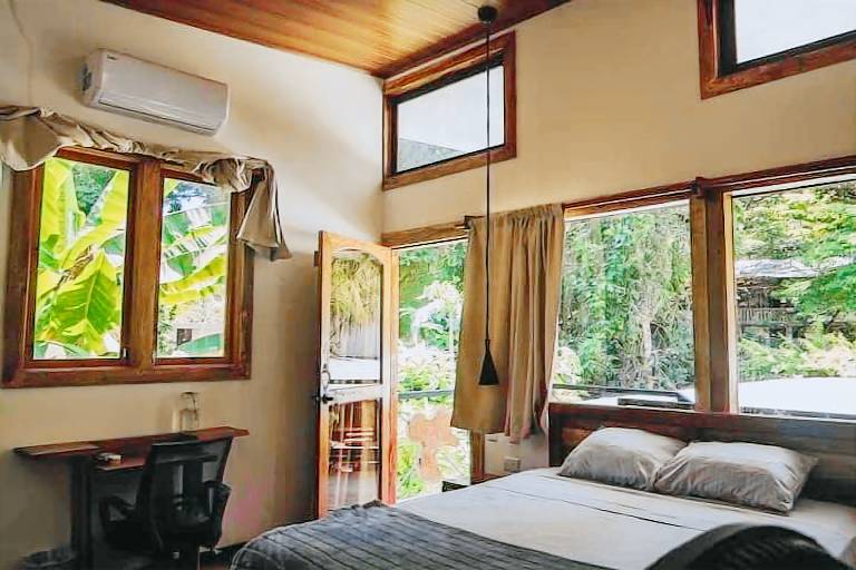 House Santa Teresa Beach