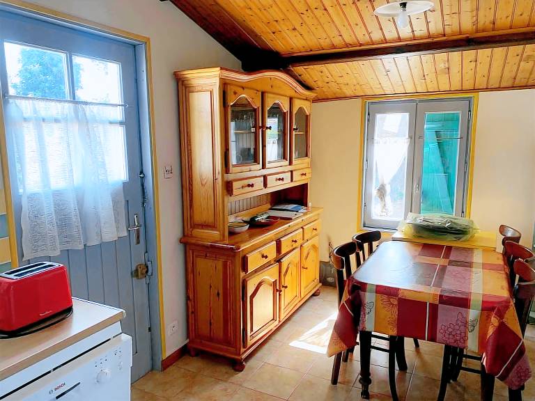 House with 2 rooms for 6 persons — photo 3