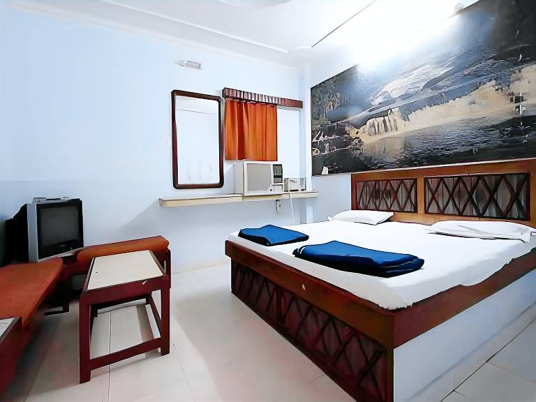 Hotel Dharamlok — photo 2