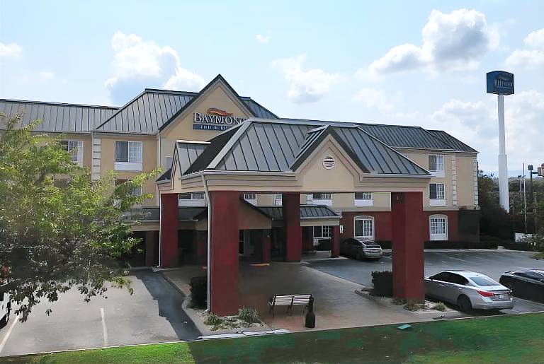 Baymont by Wyndham Clinton in Clinton, TN