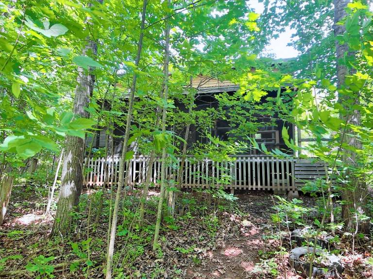 Cabin Lakeville Corner