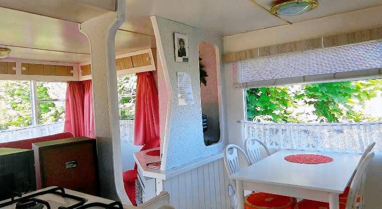 Lodge with yard, private pool & patio — photo 3