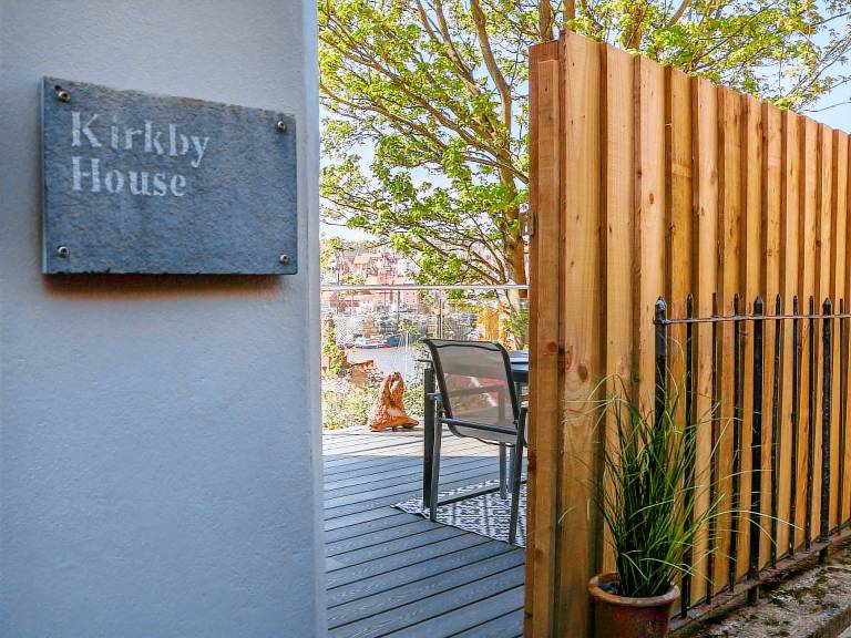 Cottage with garden | Beach view — photo 5